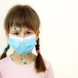 Балалар мен ересектердегі шешек: қалай анықтауға және емдеуге болады